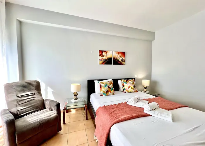 Sun & By Homing 公寓